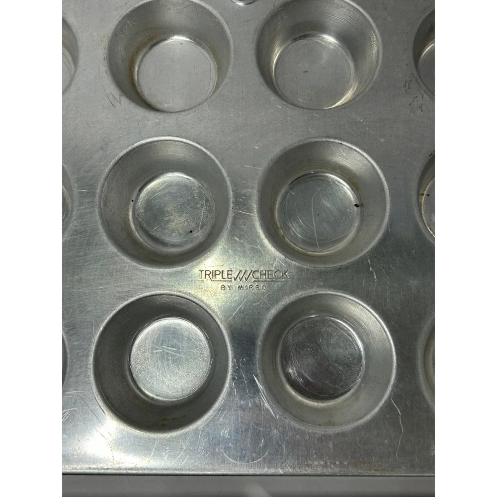 Comet Mini‎ Muffin Pans Triple Check Mini Cupcake Tins Made In USA Aluminum